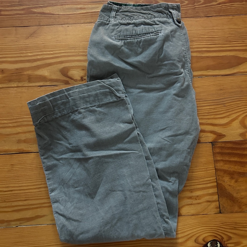 Banana Republic green corduroy pants slight wear